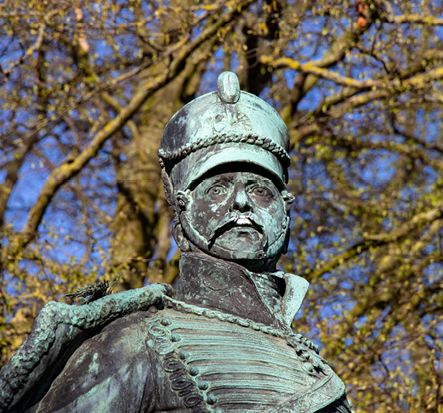 Statue des Ferdinand von Schill